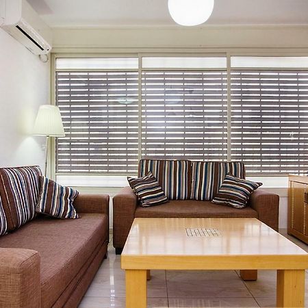 Apartments4You Dinara Bat Yam Esterno foto