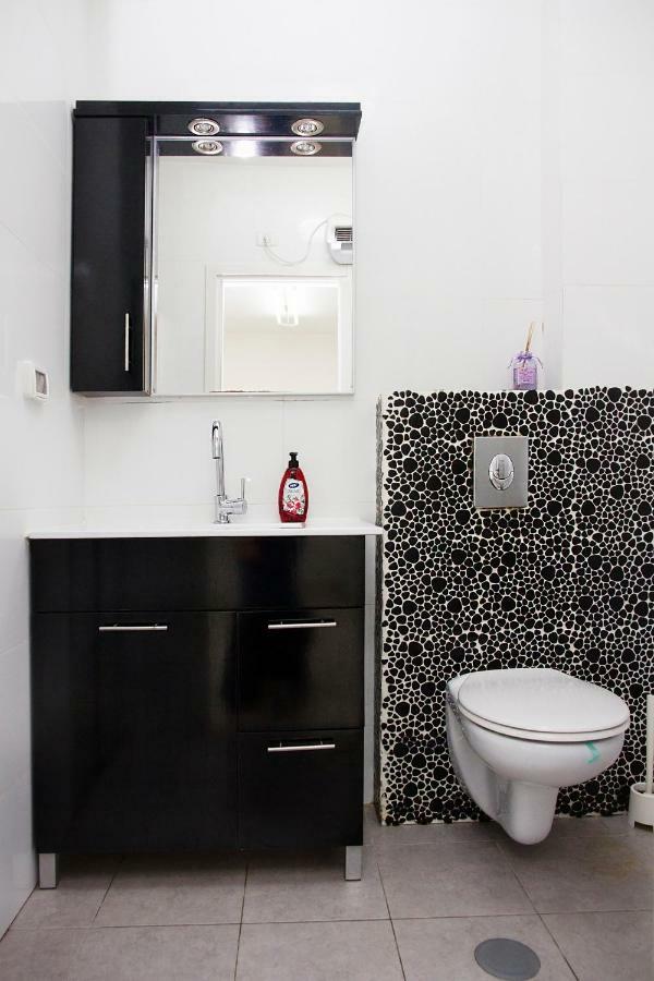 Apartments4You Dinara Bat Yam Esterno foto