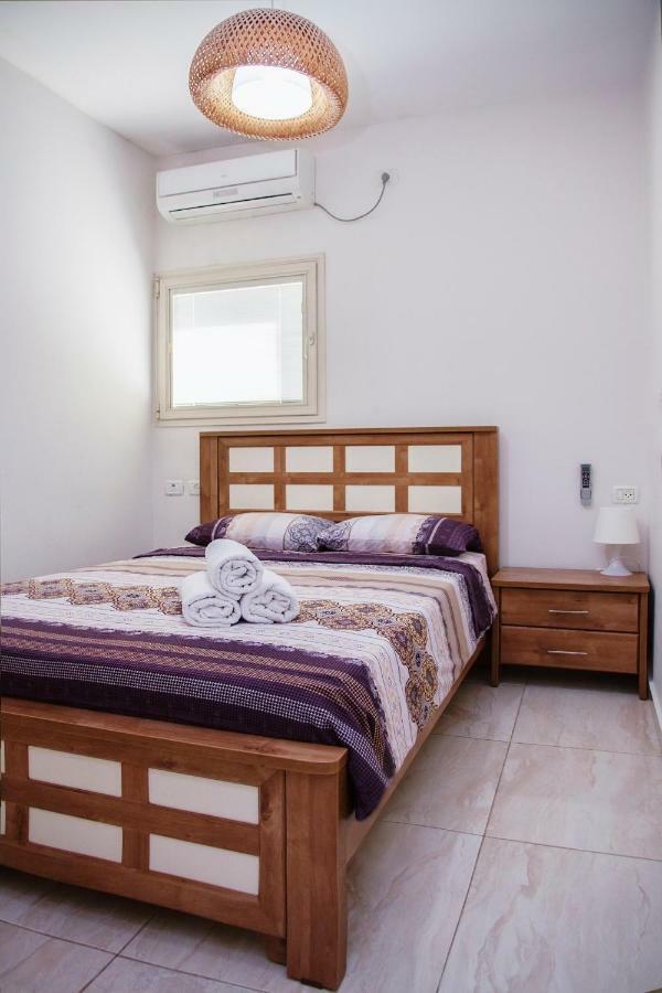 Apartments4You Dinara Bat Yam Esterno foto